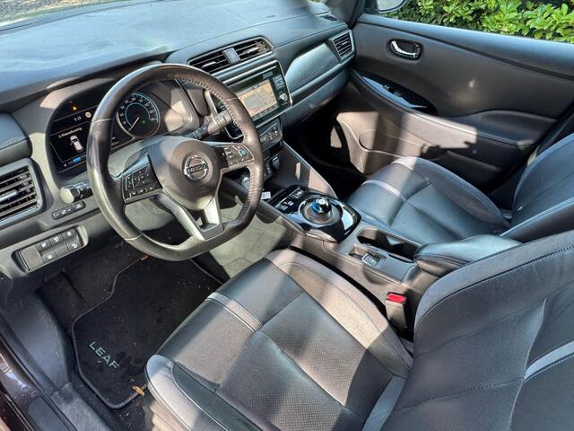 Nissan LEAF Tekna 40 kWh*Leder*Navi*EXPORT*
