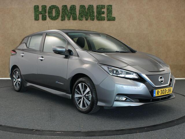 Nissan LEAF Acenta 40 kWh - 2 LAADKABELS - NAVIGATIE - PARKEERSENSOREN VOOR/ ACHTER - 16 INCH LICHT METALEN VELGEN - 4 SEIZOENEN BANDEN- CLIMATE CONTROL - CAMERA - DODEHOEK DETECTIE