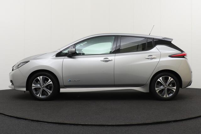 Nissan LEAF Tekna 40 kWh Carplay Adapt.Cruise Dodehoek H-Leder Camera