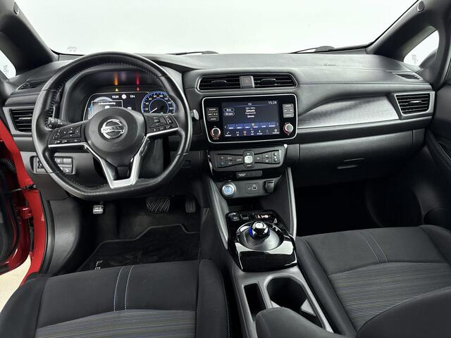 Nissan LEAF Acenta 40 kWh 150PK | Navigatie | Achteruitrijcamera | Adaptieve Cruise Control | Climate Control | Lichtmetalen velgen 16"