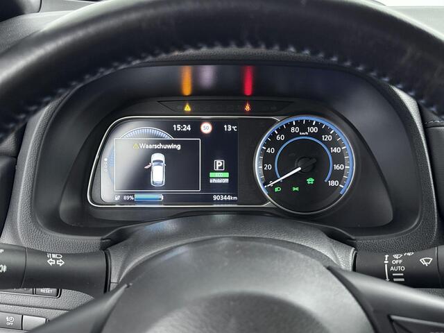 Nissan LEAF Acenta 40 kWh 150PK | Navigatie | Achteruitrijcamera | Adaptieve Cruise Control | Climate Control | Lichtmetalen velgen 16"