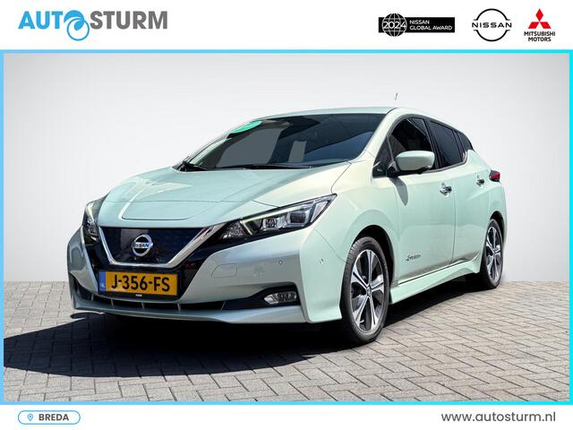 Nissan LEAF Tekna 40 kWh | ProPILOT | Leder/Alcantara | Adapt. Cruise Control | 360° Camera | Dodehoek Detectie | Stuur- + Stoelverwarming | Rijklaarprijs!