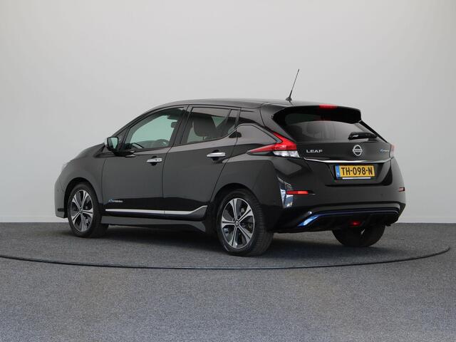 Nissan LEAF TEKNA 40 kWh | BOSE Audio | Stoelverwarming | Cruise Control Adaptief | Navigatie |