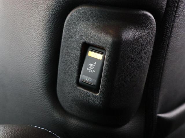 Nissan LEAF TEKNA 40 kWh | BOSE Audio | Stoelverwarming | Cruise Control Adaptief | Navigatie |
