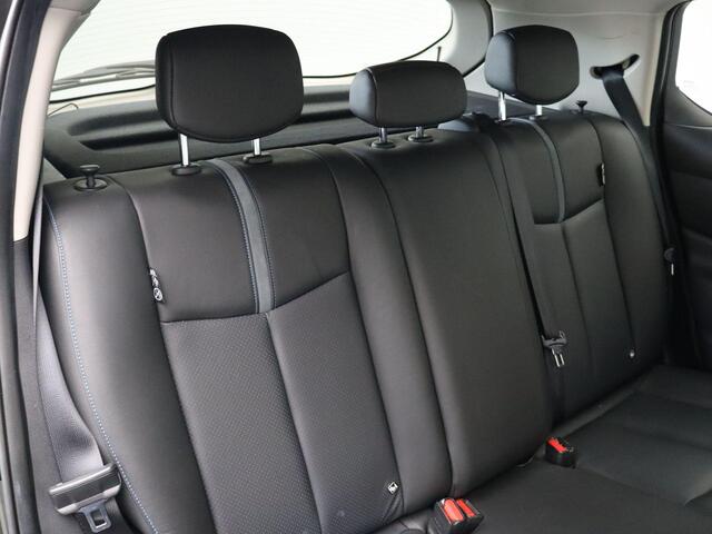 Nissan LEAF TEKNA 40 kWh | BOSE Audio | Stoelverwarming | Cruise Control Adaptief | Navigatie |