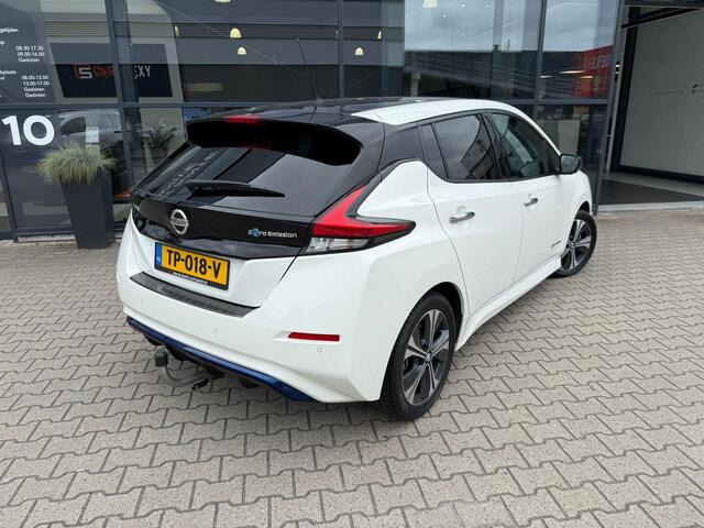 Nissan LEAF Tekna 40 kWh *Trekhaak & 360 Camera*