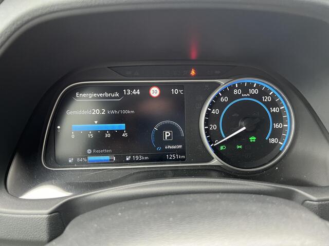 Nissan LEAF 39 kWh Tekna | Leder | 360º Camera | Pro-Pilot |