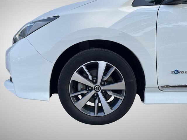 Nissan LEAF Acenta 40 kWh | Navigatie | Camera | Adapt. Cruise Control | Apple Carplay/Android Auto | Keyless Entry | Dodehoek Detectie