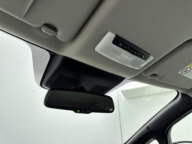 Nissan LEAF N-Connecta 40 kWh | Apple Carplay & Android Auto | Stoelverwarming | Stuurverwarming | 360 camera | Parkeersensoren