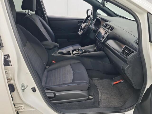 Nissan LEAF Electric+ 160kW / 62kWh N-Connecta / Pdc.+Camera / Navigatie / Airco-ecc./ Stoelverwarming / WLTP +/- 385KM* /