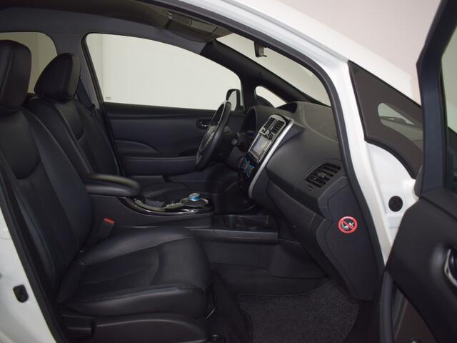 Nissan LEAF Tekna 24 kWh ///