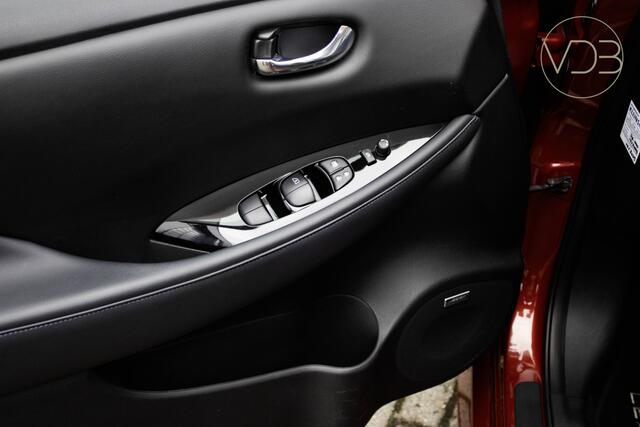 Nissan LEAF Tekna 40 kWh BOSE LEER Origineel NL