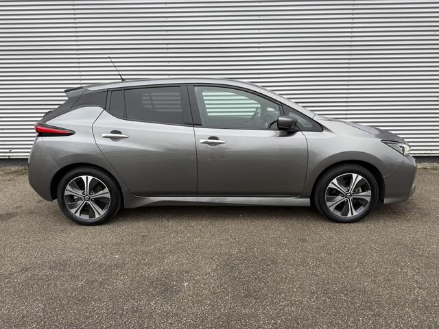 Nissan LEAF Tekna 40 kWh BTW auto Leer Bose 360 camera Carplay