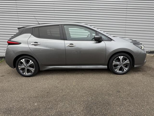 Nissan LEAF Tekna 40 kWh BTW auto Leer Bose 360 camera Carplay