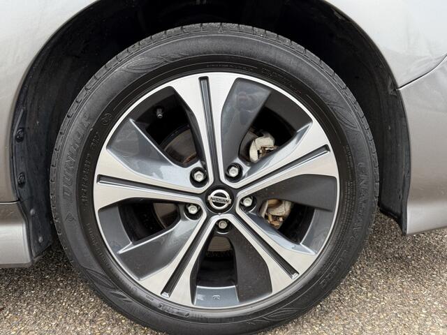 Nissan LEAF Tekna 40 kWh BTW auto Leer Bose 360 camera Carplay