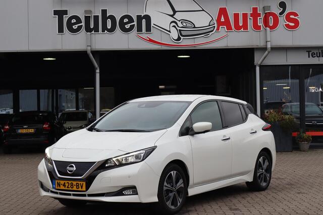 Nissan LEAF N-Connecta 40 kWh 91,1% SOH, Navigatie, Cruise control, 360 Camera, Stoelverwarming, Lederen interieur, Climate control
