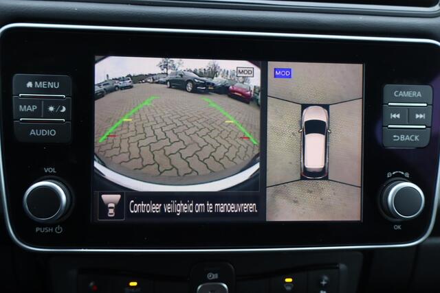 Nissan LEAF N-Connecta 40 kWh 91,1% SOH, Navigatie, Cruise control, 360 Camera, Stoelverwarming, Lederen interieur, Climate control