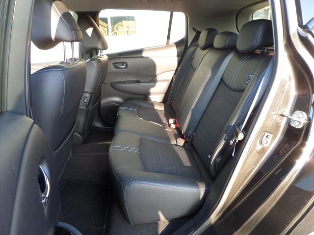 Nissan LEAF Tekna 40 kWh