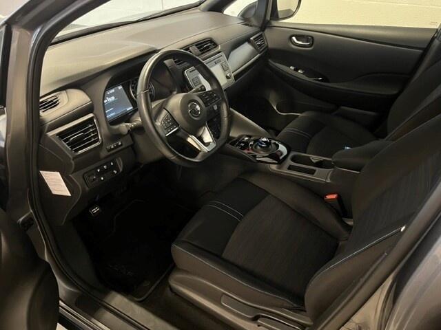 Nissan LEAF N-Connecta 40 kWh ( ¤ 2.000,- subsidie cadeau van Automeer )