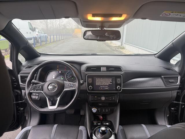 Nissan LEAF Tekna 40 kWh SOH 95% | 360 camera | Carpl. | Adapt. cruise control