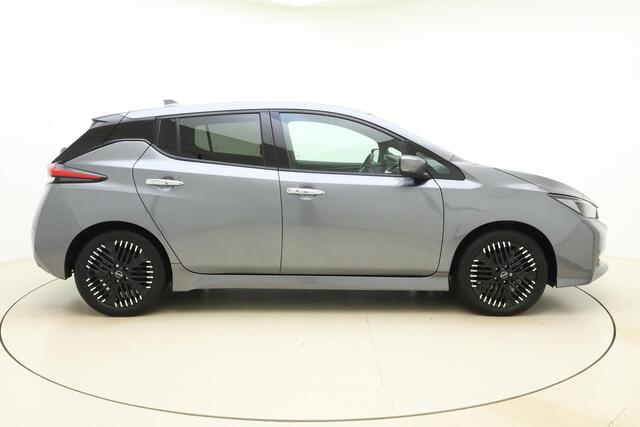 Nissan LEAF Tekna 39 kWh | Afneembare trekhaak | Warmtepomp | Navigatie | Achteruitrijcamera | Stoelverwarming | Climate Control