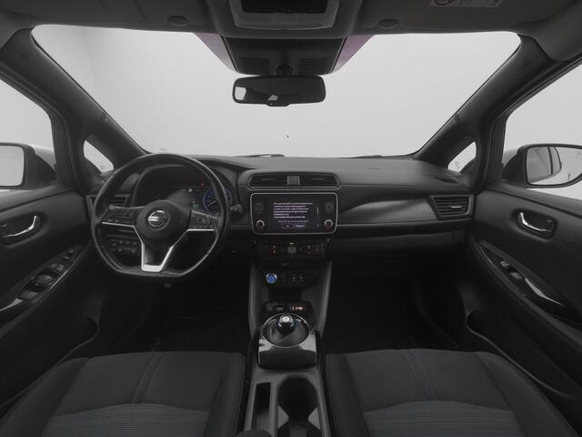 Nissan LEAF N-Connecta 40 kWh | NAVI | STOEL- EN STUURVERW.