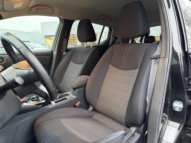 Nissan LEAF N-Connecta 40 kWh LED Pack