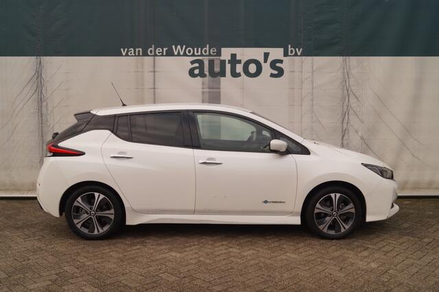 Nissan LEAF N-Connecta 40kWh -SOH90%-NAVI-ECC-PDC-CAM-