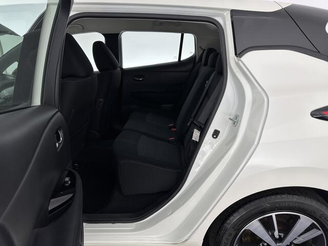 Nissan LEAF Acenta 40 kWh (INCL.BTW) Aut. *ADAPTIVE-CRUISE | KEYLESS | TOP-VIEW | NAVI-FULLMAP | BLIND-SPOT | DAB+ | COMFORTSEATS | DIGI-COCKPIT | PRIVACY-GLASS | 17"ALU*