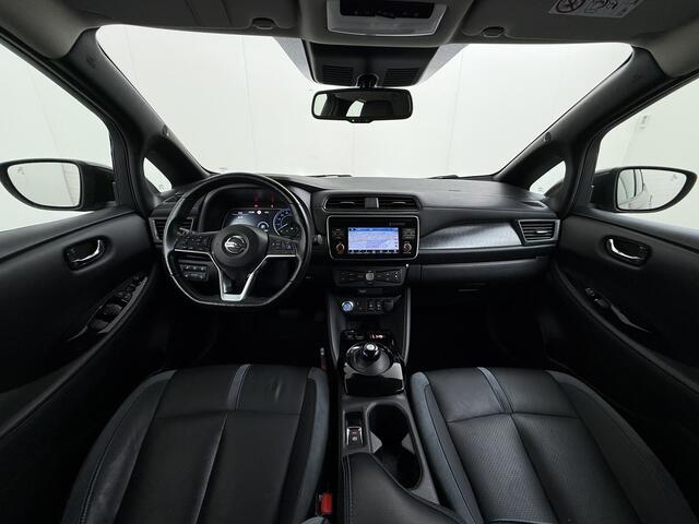 Nissan LEAF Tekna 40kWh Leer Bose®-Hifi Apple Carplay Android Auto Adap.Cruise 360°Camera Navi Ecc Stoel+Stuurverwarming Keyless DAB Dodehoek detector Rijstrooksensor Uitparkeer waarschuwing Verkeersbord detectie Bluetooth Privacy Glas Lmv 17" SOH 87.93% Origineel Ne