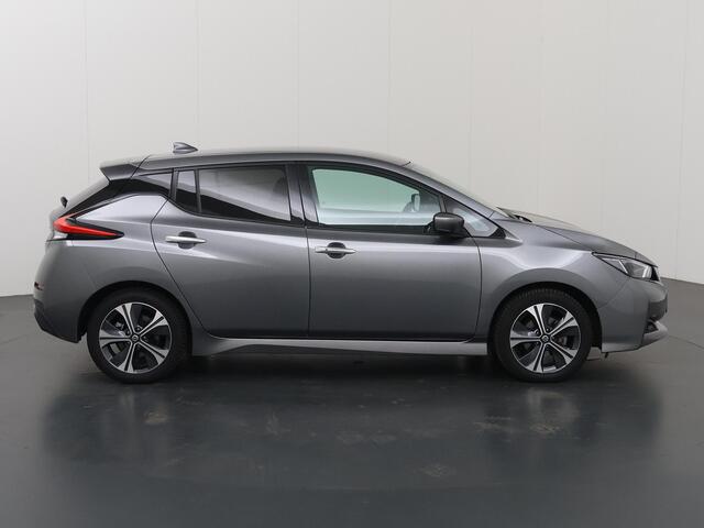 Nissan LEAF N-Connecta 40 kWh | SOH 92% | Navigatie | DAB | Stoel/Stuurverwarming | 360 Camera | DAB | Standkachel | Adaptieve Cruise Control | Dodehoek detectie |