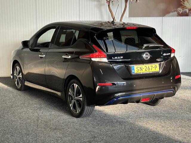 Nissan LEAF 2.ZERO EDITION 40 kWh NAVIGATIE ADAPTIVE CRUISE CONTROL STOEL/STUUR/ ACHTERBANKVERWARMING APPLE CARPLAY/ANDROID DODEHOEKSENSOREN 360 CAMERA ZEER MOOI !! 3010 DEK