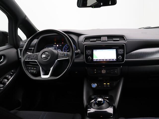 Nissan LEAF 2.ZERO EDITION 40 kWh | Stoelverwarming | Rondomzicht camera | Pilot assist | Dodehoek detectie | Climate control | Half leder |
