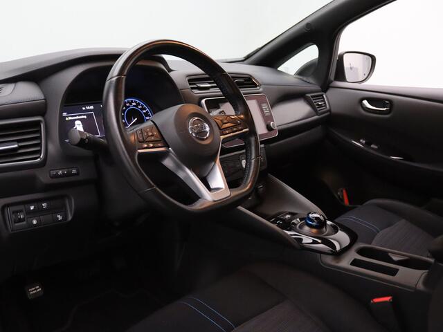 Nissan LEAF Acenta 40 kWh Camera | Adapt. Cruise | Navi