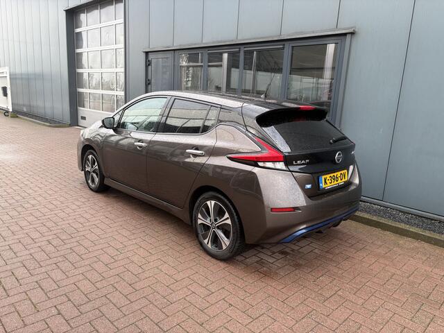 Nissan LEAF e+ N-Connecta 62 kWh 360CAMERA/KEYLESS/DODEHOEK/CARPLAY/WINTERPACK
