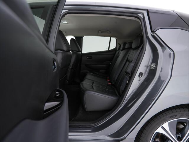 Nissan LEAF 3.Zero Limited Edition 62 kWh {SOH-93%} (INCL-BTW) Aut. *LEATHER | ADAPTIVE-CRUISE | FULL-LED | DIGI-COCKPIT | TOPVIEW | BOSE-AUDIO | KEYLESS | DAB+ | BLINDSPOT | ECC | PDC | HEATED-COMFORTSEATS | 17"ALU*