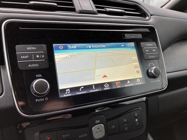 Nissan LEAF N-Connecta 40 kWh | Adaptieve Cruise Control | Stoelverwarming voor en achter | Navigatie | Carplay