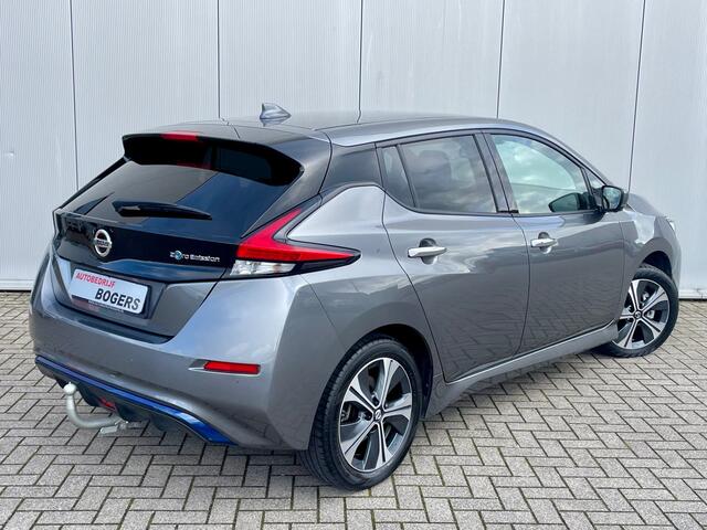 Nissan LEAF e+ N-Connecta 62 kWh Navigatie, Adaptive Cruise Control, LED, 360 Camera, Trekhaak, Stoel/Stuurverwarming