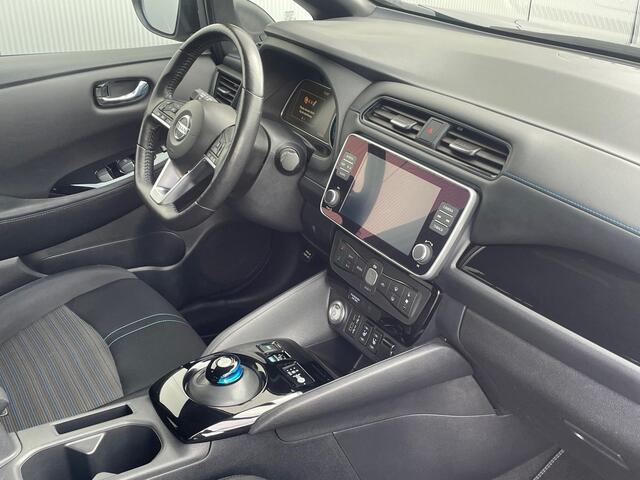 Nissan LEAF e+ N-Connecta 62 kWh Navigatie, Adaptive Cruise Control, LED, 360 Camera, Trekhaak, Stoel/Stuurverwarming