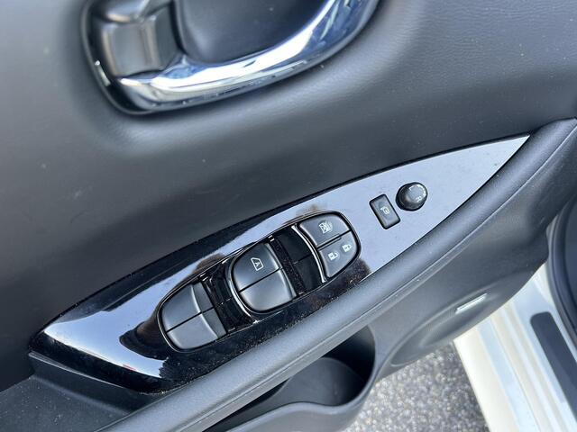 Nissan LEAF Tekna 39 kWh