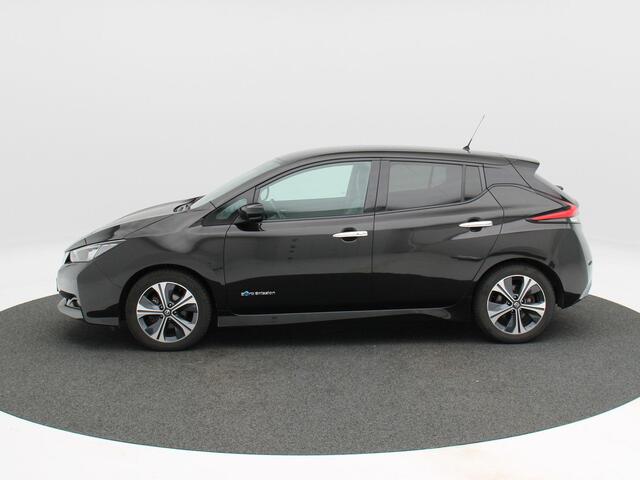 Nissan LEAF Tekna 40 kWh 150 Pk | 360° Camera | Stoelverwarming | Achterbank Verwarming | Navigatie | Bose Audio | Adaptive Cruise | 17 Inch | 145.323 Km !!