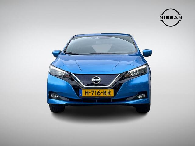 Nissan LEAF N-Connecta 40 kWh SoH 84% | Navigatie | 360° Camera | Stuur- + Stoelverwarming | Adapt. Cruise Control | Keyless Entry | Dodehoek Detectie | Rijklaarprijs!