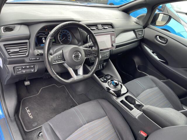 Nissan LEAF N-Connecta 40 kWh SoH 84% | Navigatie | 360° Camera | Stuur- + Stoelverwarming | Adapt. Cruise Control | Keyless Entry | Dodehoek Detectie | Rijklaarprijs!