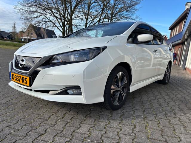 Nissan LEAF N-Connecta 40 kWh