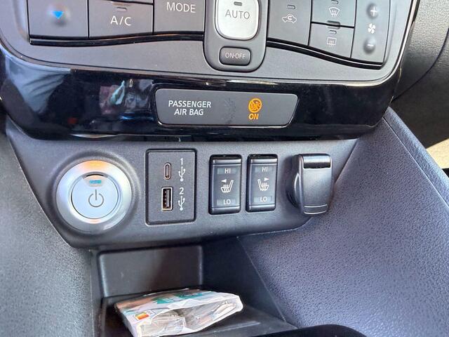 Nissan LEAF N-Connecta 40 kWh 150pk SOH 94.5% | Adaptieve Cruise | Stoelverwarming | 360 graden Camera's