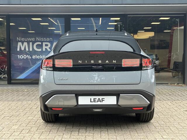 Nissan LEAF Evolve 52 kWh NIEUW UIT VOORRAAD LEVERBAAR | Lederen bekleding | Stoel- en stuurverwarming | Stoelmassage | Climate Control | Parkeersensoren voor- en achter | Warmtepomp | Navigatiesysteem | Head-up Display | Dimmend panoramisch dak | Fabrieksgarantie