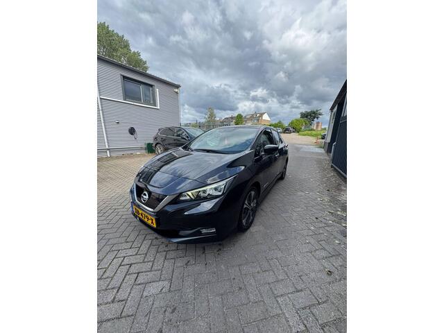 Nissan LEAF Tekna 40 kWh ¤ 8250,- Netto exportprijs excl BTW