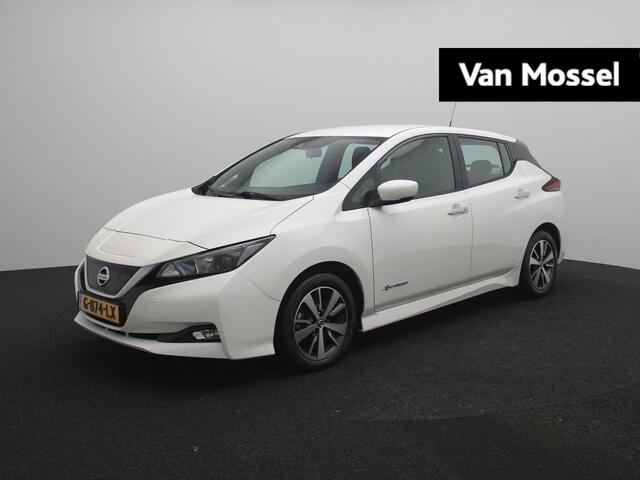 Nissan LEAF Acenta 40 kWh | Apple Carplay & Android Auto | Climate Control | Verwarmde voorstoelen | Adaptieve Cruise control |