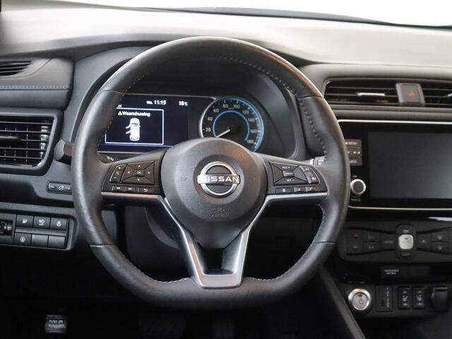 Nissan LEAF N-Connecta 40 kWh | Nieuw type | 360 graden camera | Stuur, stoel en achterbank verwarming | Super kilometerstand! | Eerste eigenaar
