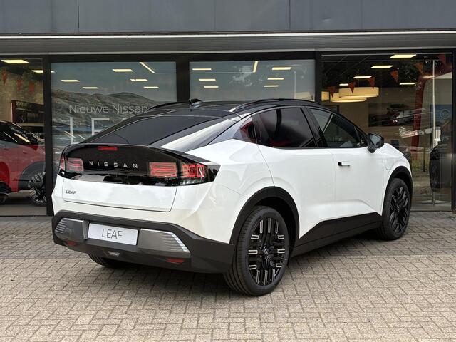 Nissan LEAF Evolve 75 kWh NIEUW UIT VOORRAAD LEVERBAAR | 75 kWh | 622 km rijbereik | Lederen bekleding | Adaptieve Cruise Control | Climate Control | Parkeersensoren voor- en achter | Stoelmassage | 10 jaar fabrieksgarantie